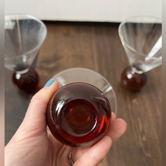 Ballicante Retro Blown Glass Burgundy Martini Glasses - Set of 3 - Picture 3 of 5
